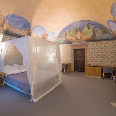 Hotel Cavour Et Des Officiers Bard Zewnętrze zdjęcie