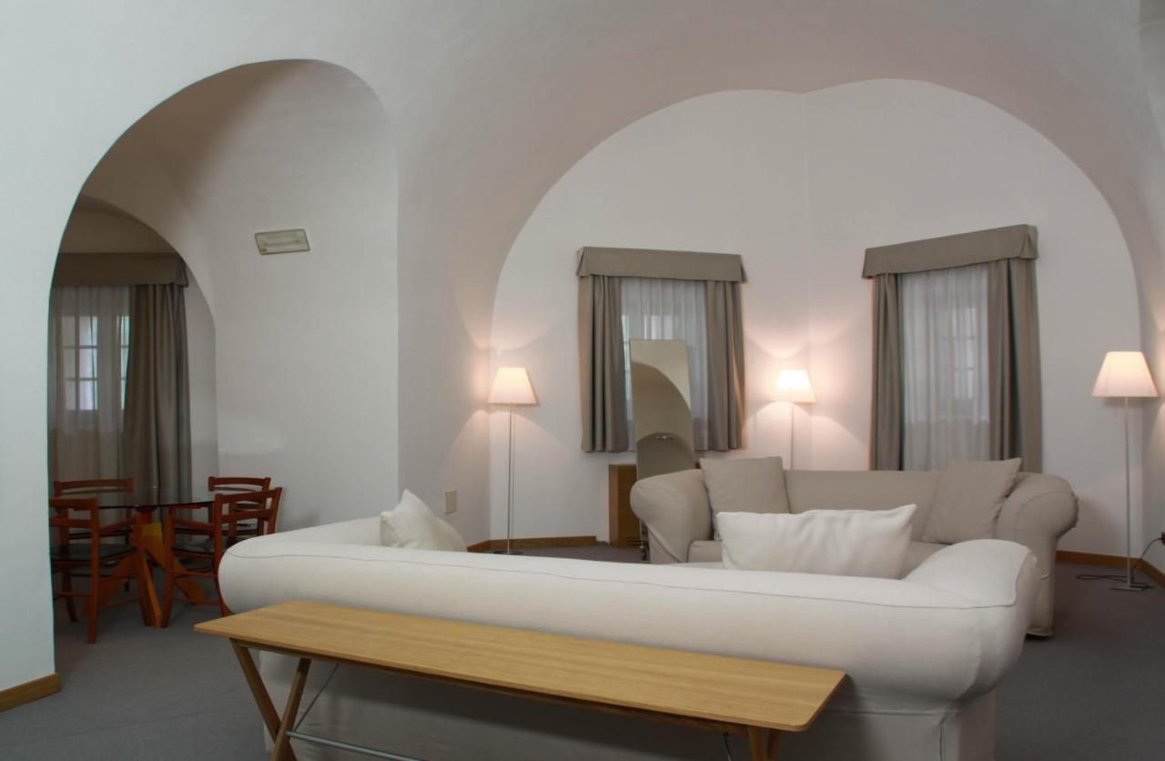 Hotel Cavour Et Des Officiers Bard Zewnętrze zdjęcie